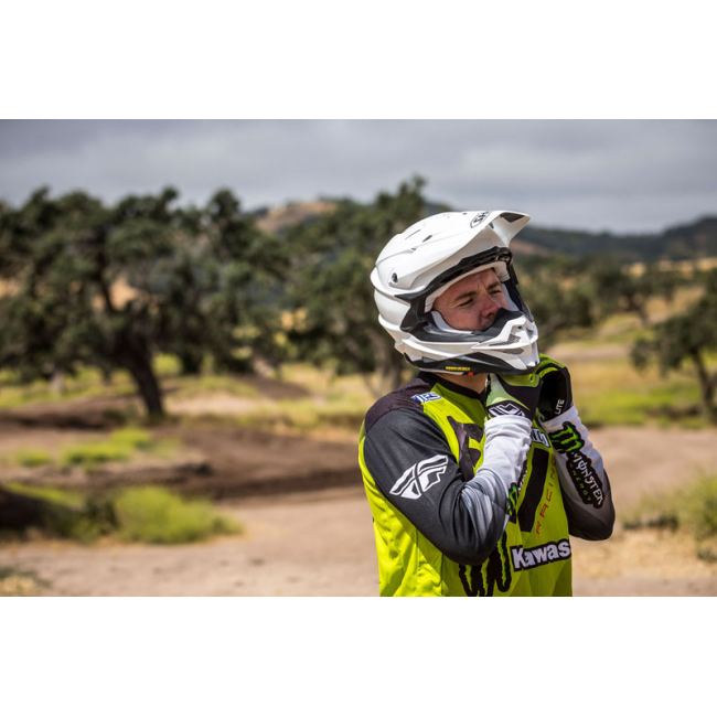 Casco Shoei VFX-WR Negro Pinnacle TC8