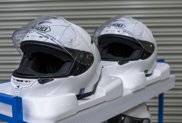 SHOEI - ¿Cómo se fabrica un casco de moto Shoei? Vol.5